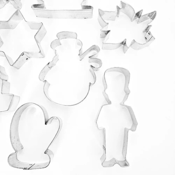 Christmas, Hanukkah & Winter Holiday Vintage Cookie Cutters Lot (Set of 10) - Picture 3 of 4